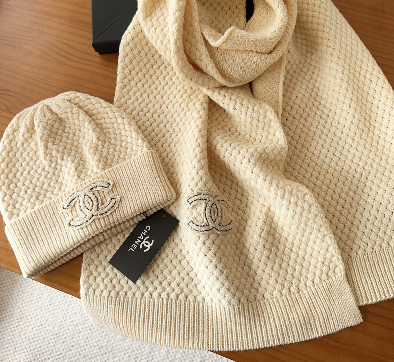 Chanel Scarf Hat (970)