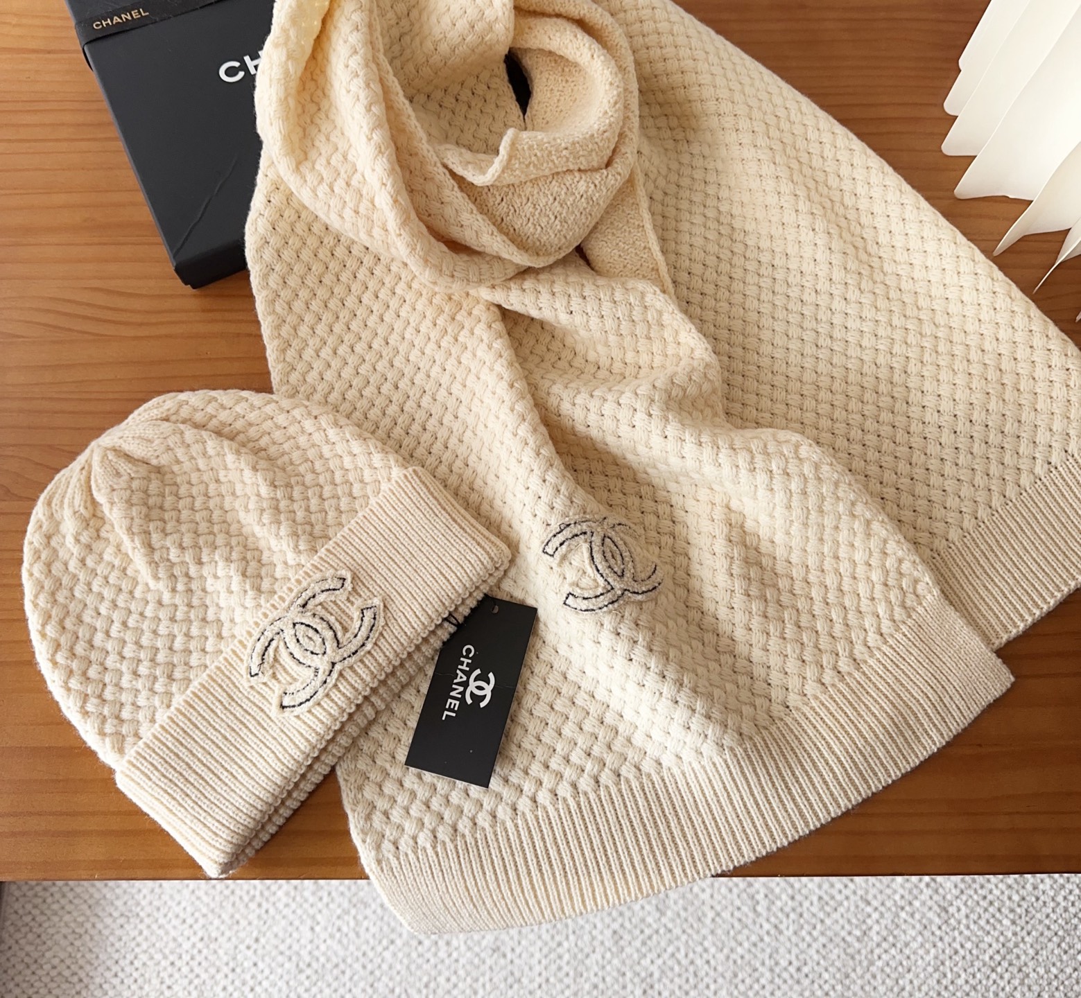 Chanel Scarf Hat (971)