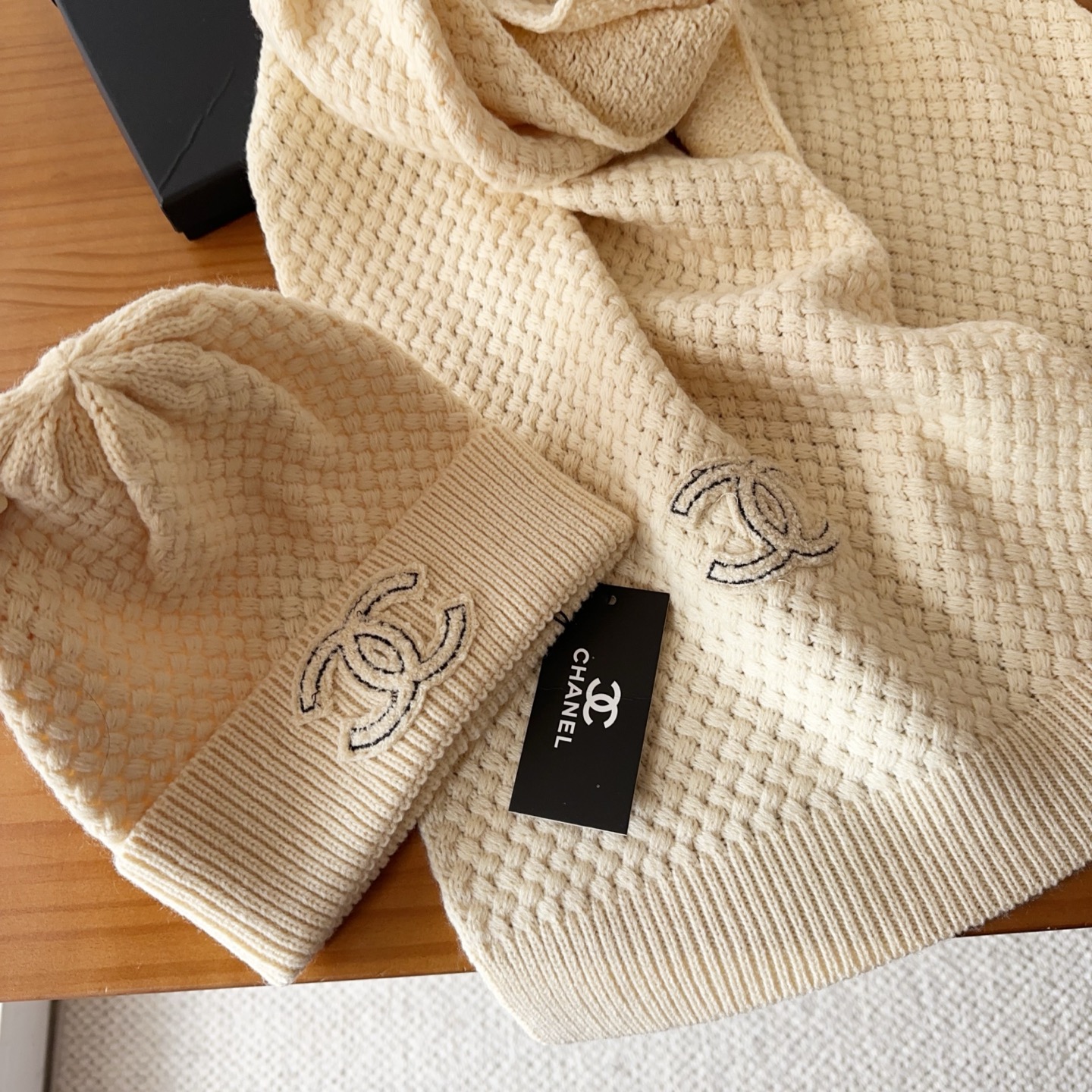 Chanel Scarf Hat (972)