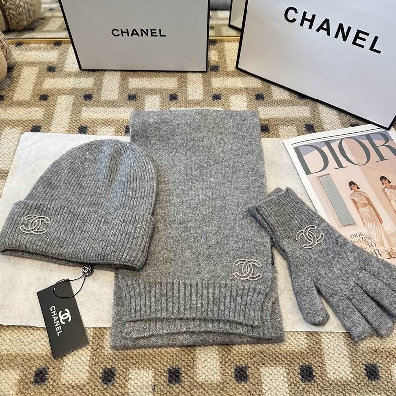 Chanel Scarf Hat Gloves (10)