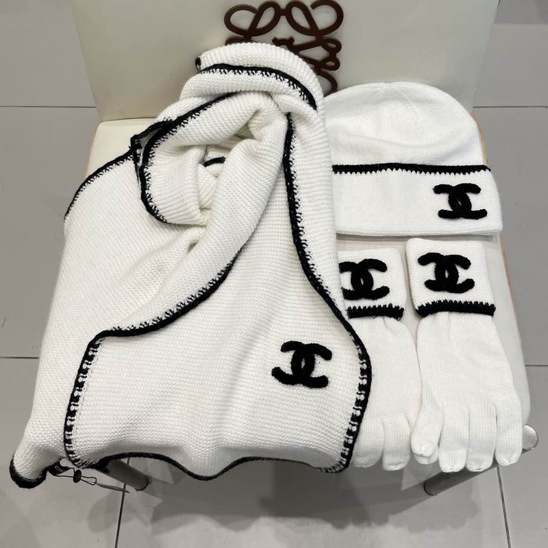 Chanel Scarf Hat Gloves (110)