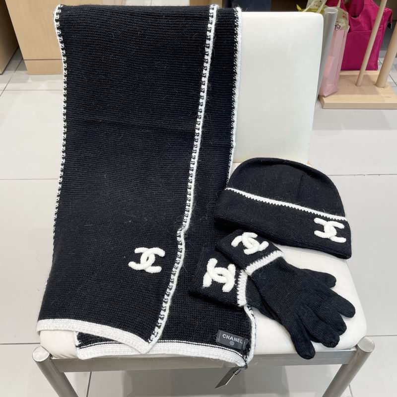 Chanel Scarf Hat Gloves (120)