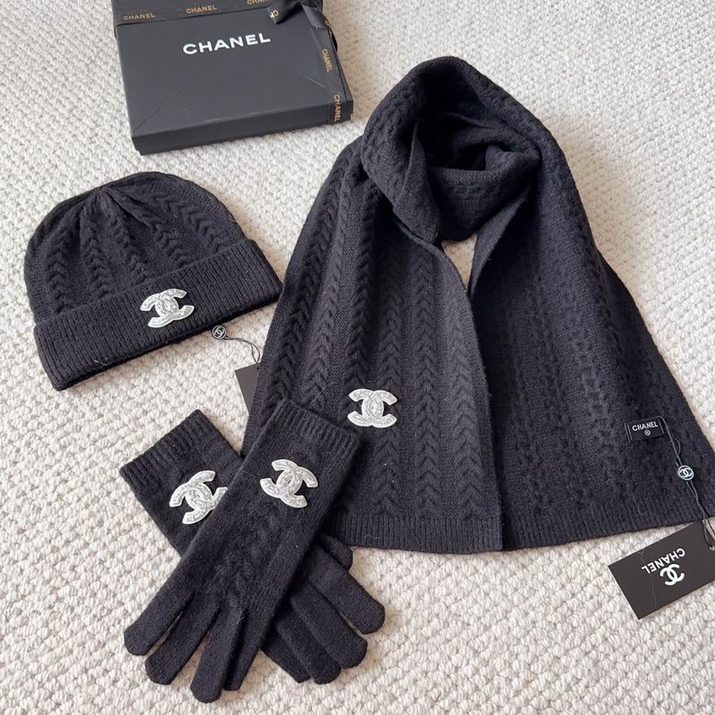 Chanel Scarf Hat Gloves (134)