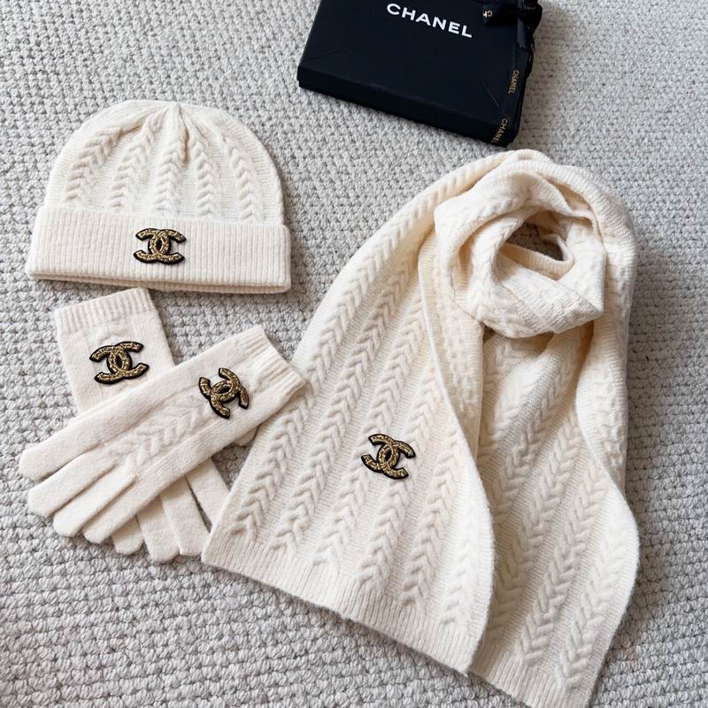 Chanel Scarf Hat Gloves (141)