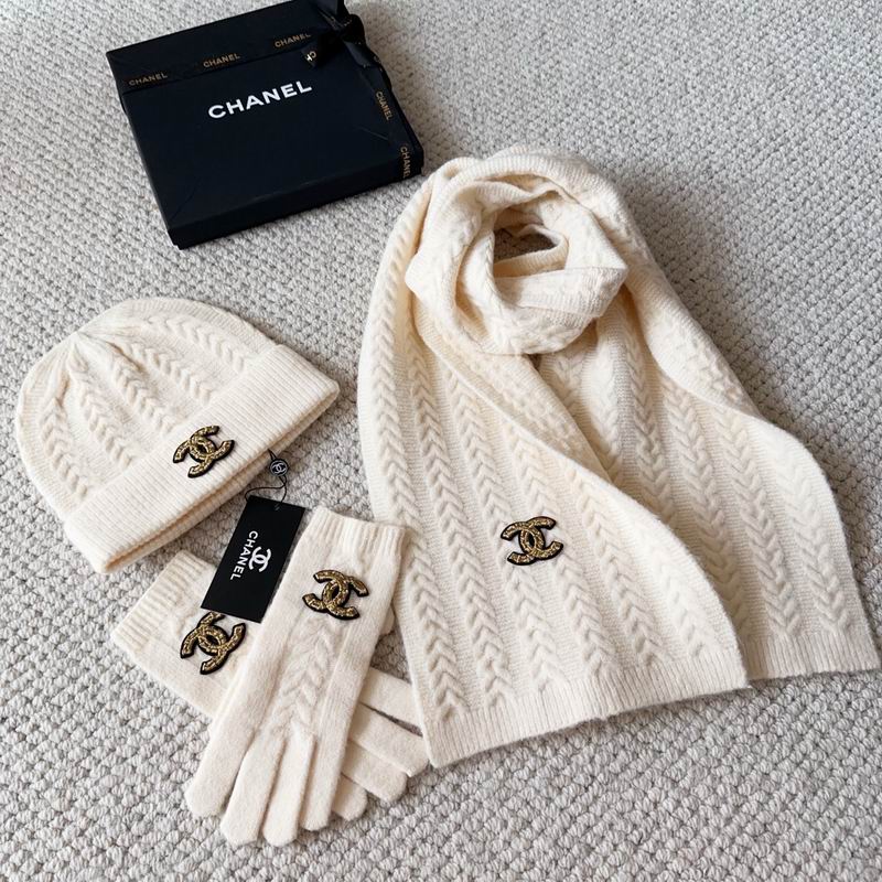 Chanel Scarf Hat Gloves (143)