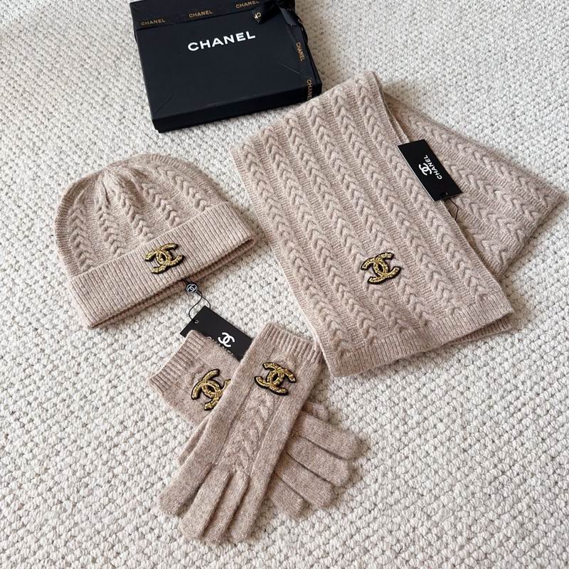 Chanel Scarf Hat Gloves (147)
