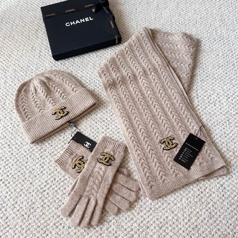 Chanel Scarf Hat Gloves (148)