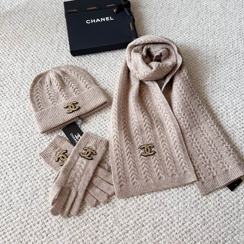 Chanel Scarf Hat Gloves (149)