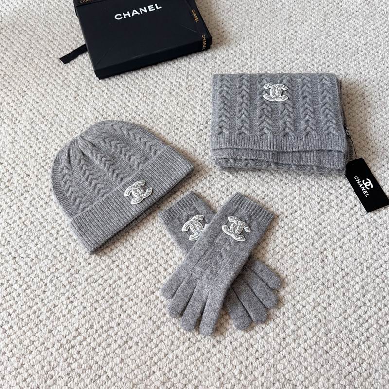 Chanel Scarf Hat Gloves (154)