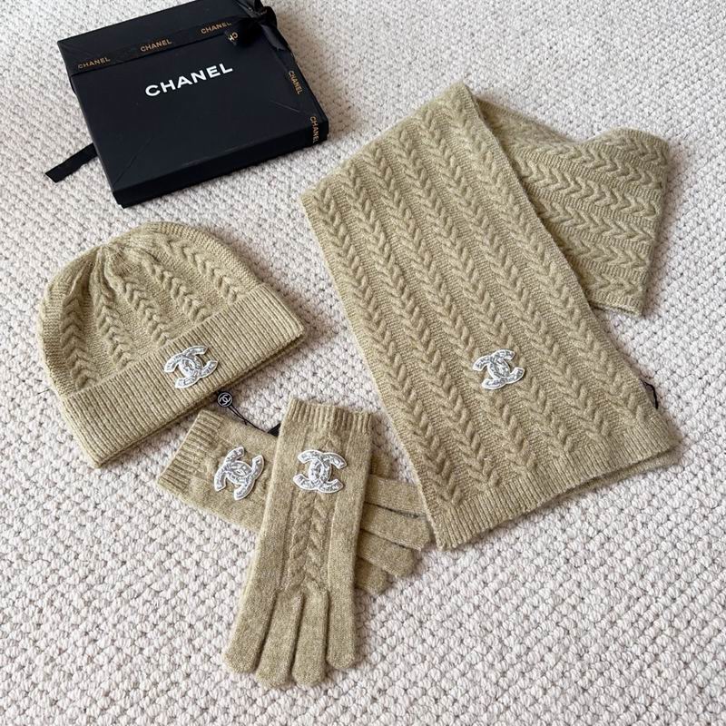 Chanel Scarf Hat Gloves (171)