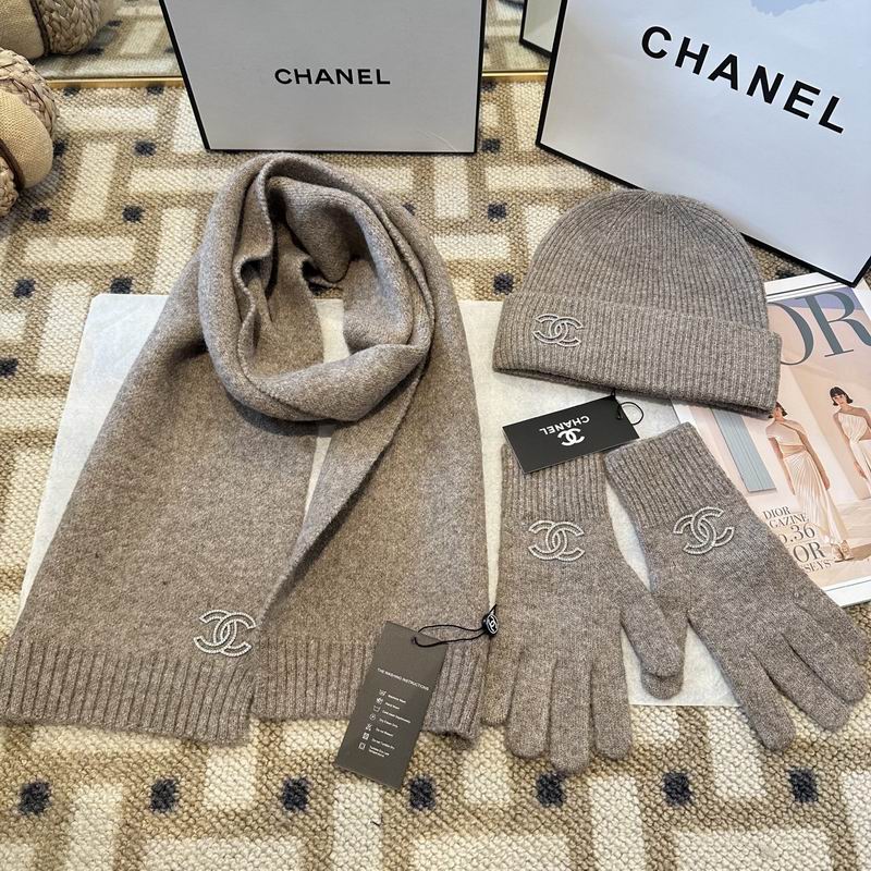 Chanel Scarf Hat Gloves (27)