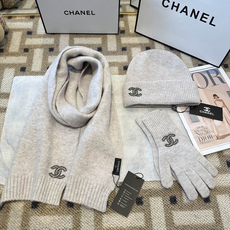 Chanel Scarf Hat Gloves (36)