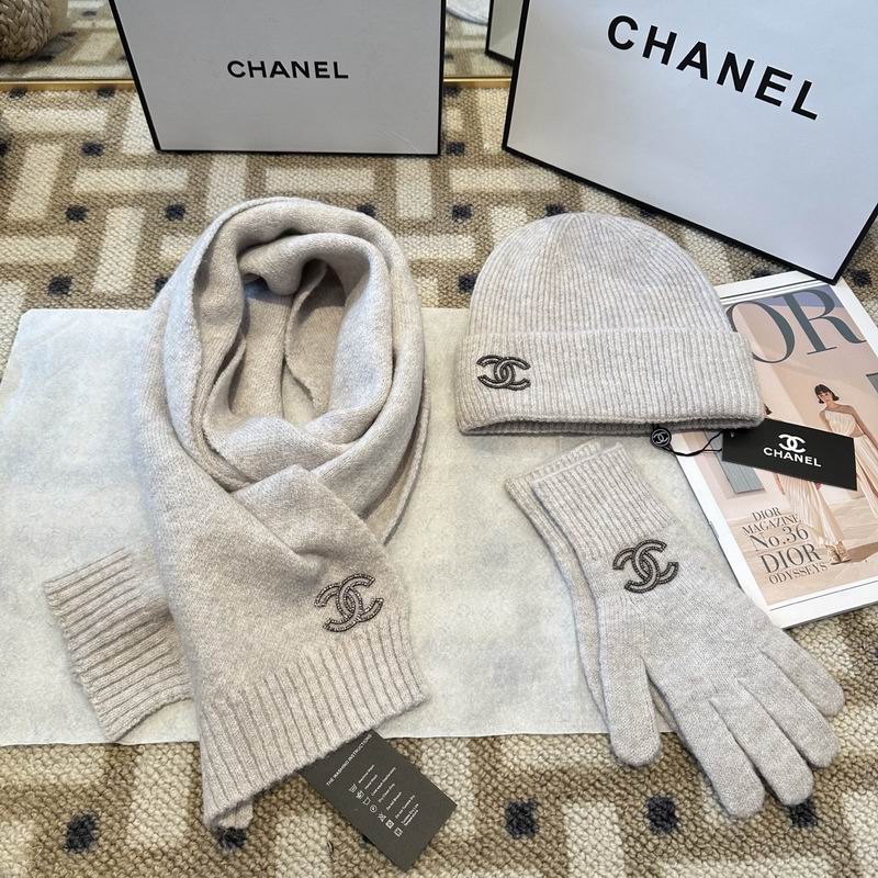 Chanel Scarf Hat Gloves (37)
