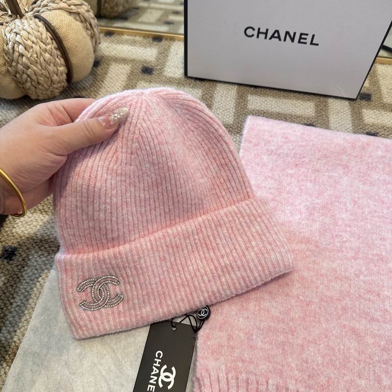 Chanel Scarf Hat Gloves (41)