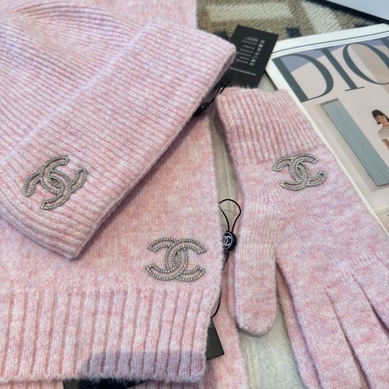 Chanel Scarf Hat Gloves (44)