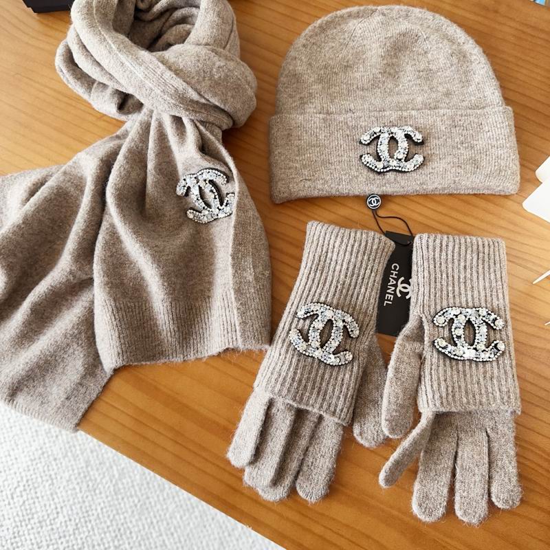 Chanel Scarf Hat Gloves (55)