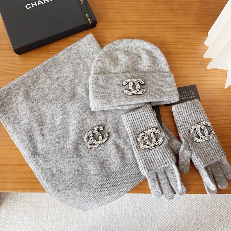 Chanel Scarf Hat Gloves (59)