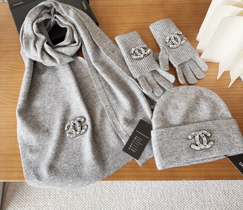 Chanel Scarf Hat Gloves (62)