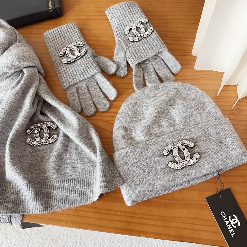 Chanel Scarf Hat Gloves (63)