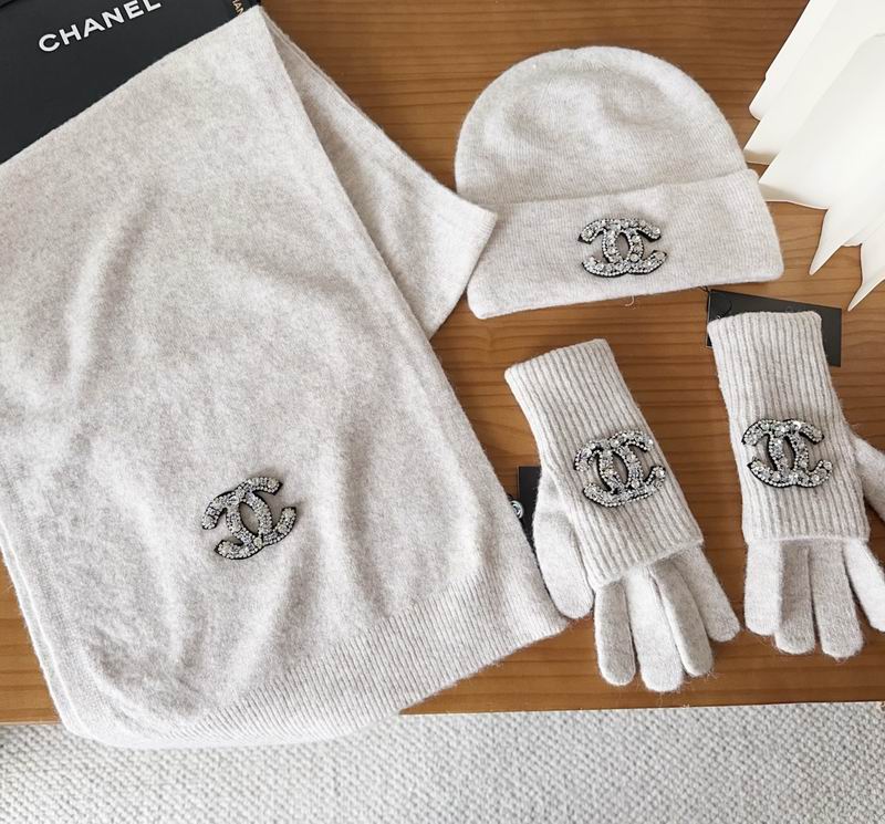 Chanel Scarf Hat Gloves (68)