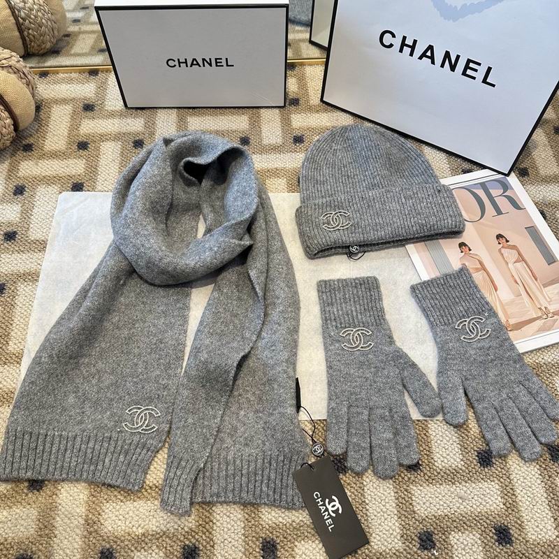 Chanel Scarf Hat Gloves (8)