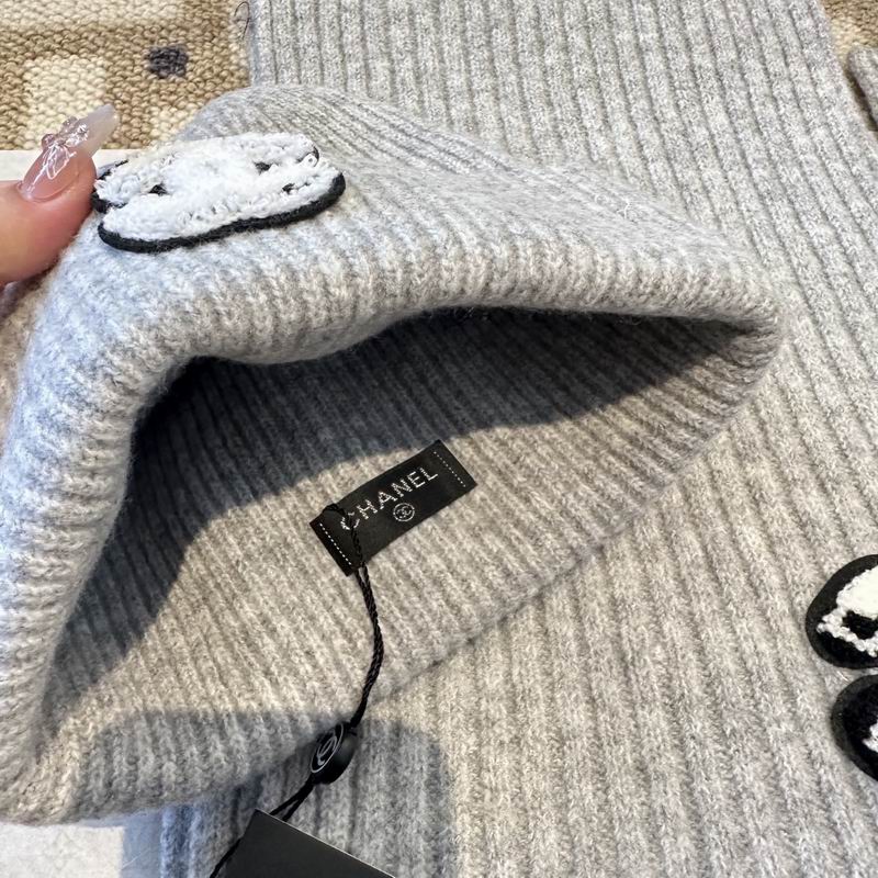 Chanel Scarf Hat Gloves  (195)