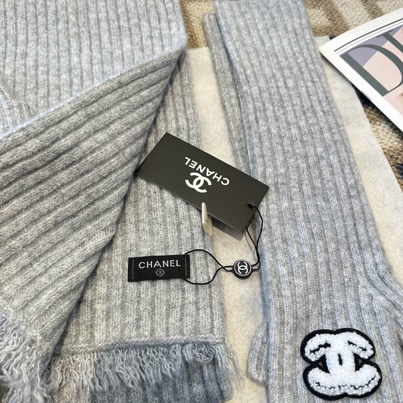 Chanel Scarf Hat Gloves  (196)