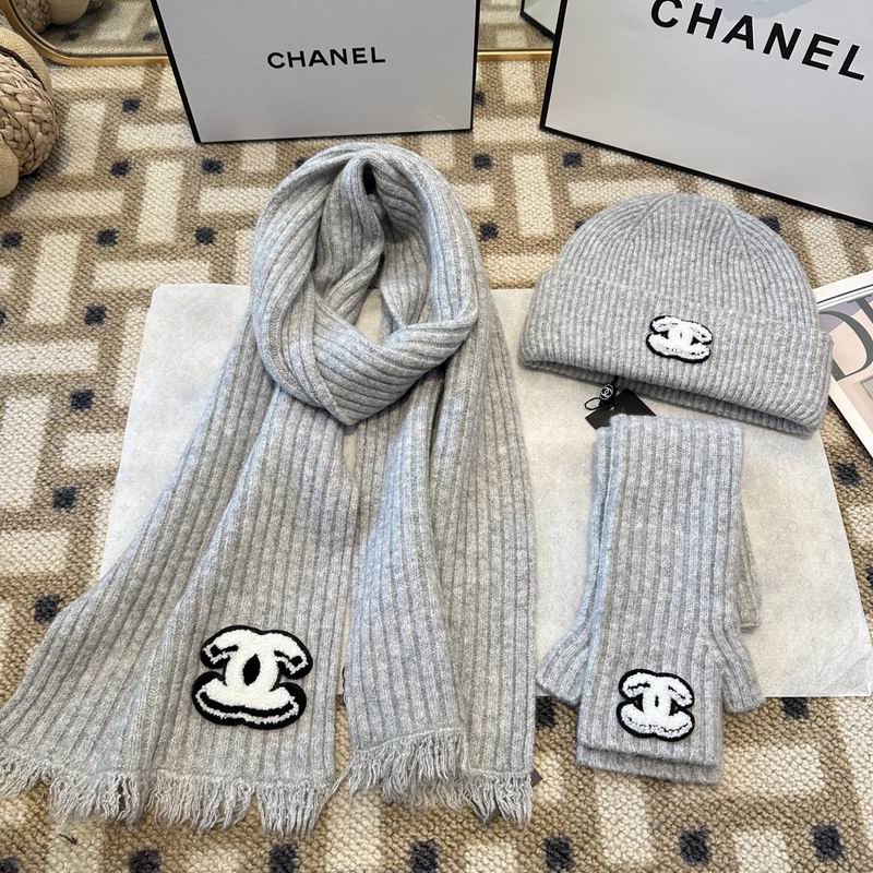 Chanel Scarf Hat Gloves  (199)