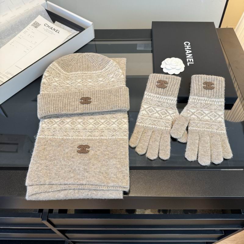 Chanel Scarf Hat Gloves dx (11)