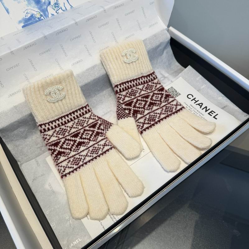 Chanel Scarf Hat Gloves dx (12)