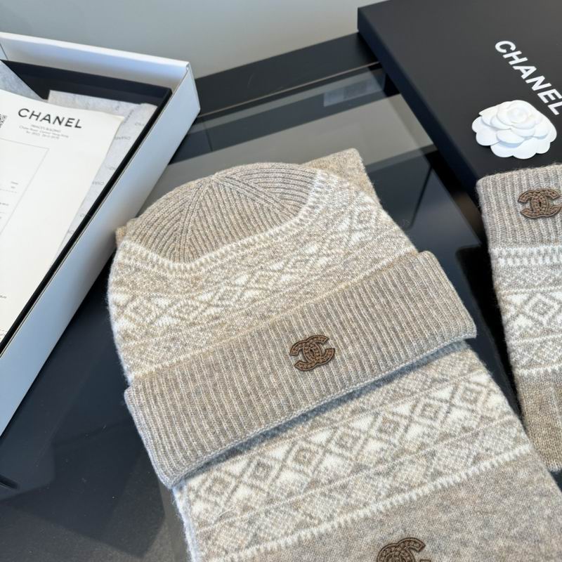 Chanel Scarf Hat Gloves dx (2)