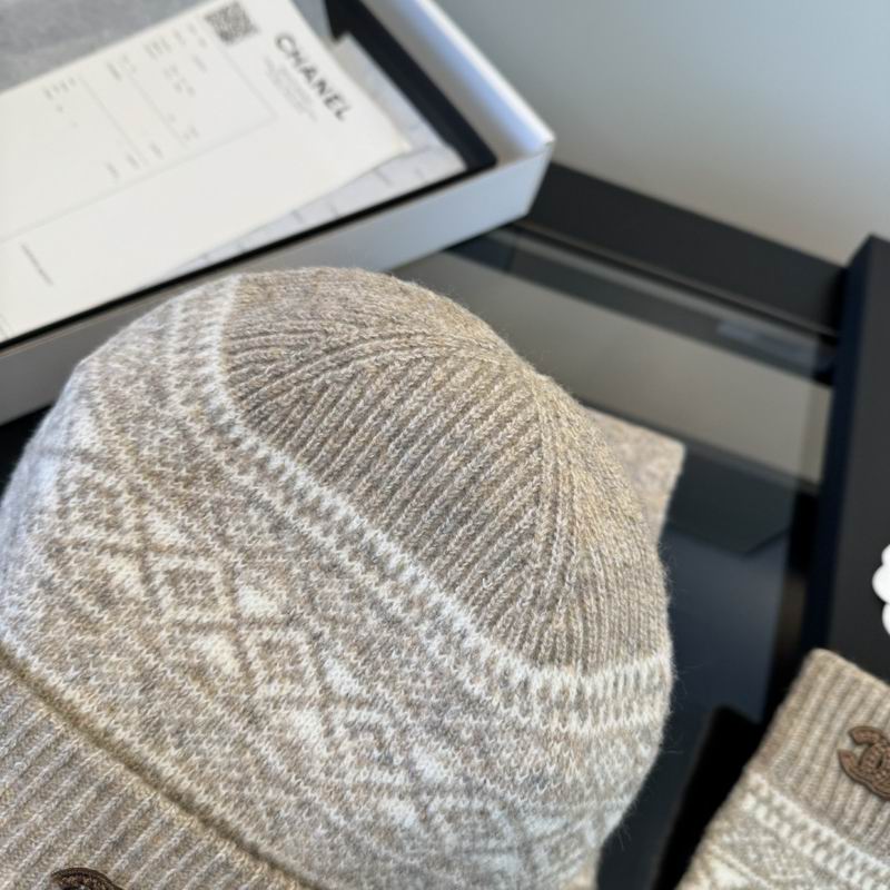 Chanel Scarf Hat Gloves dx (4)