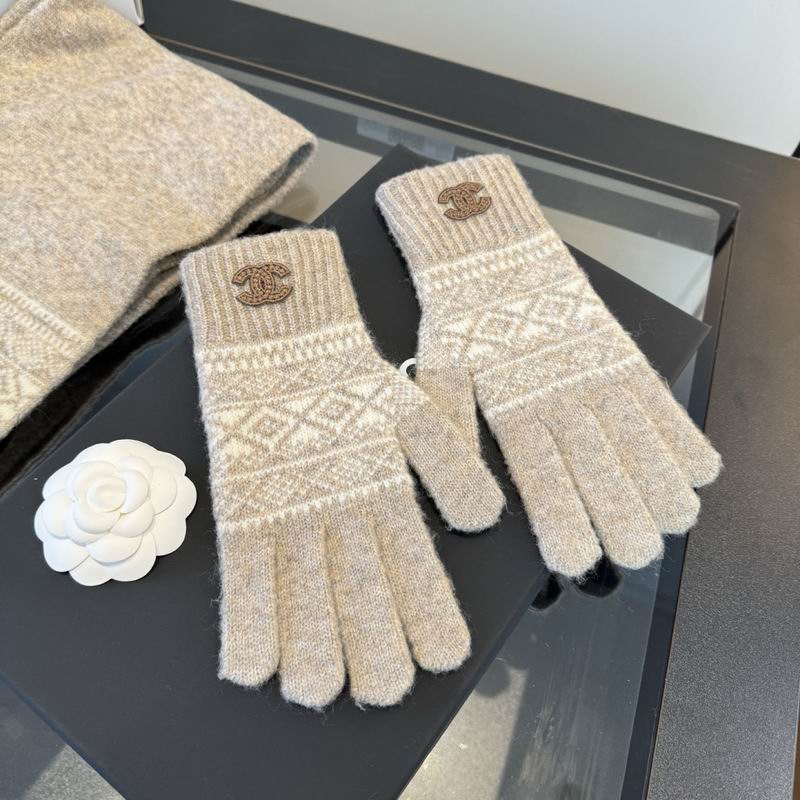 Chanel Scarf Hat Gloves dx (5)