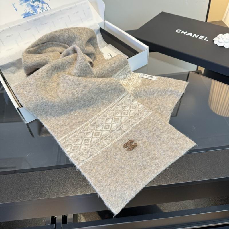 Chanel Scarf Hat Gloves dx (6)