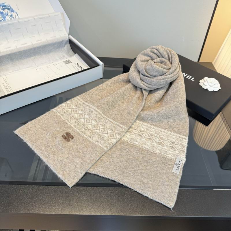 Chanel Scarf Hat Gloves dx (7)