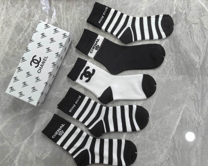 Chanel Socks QY (16)
