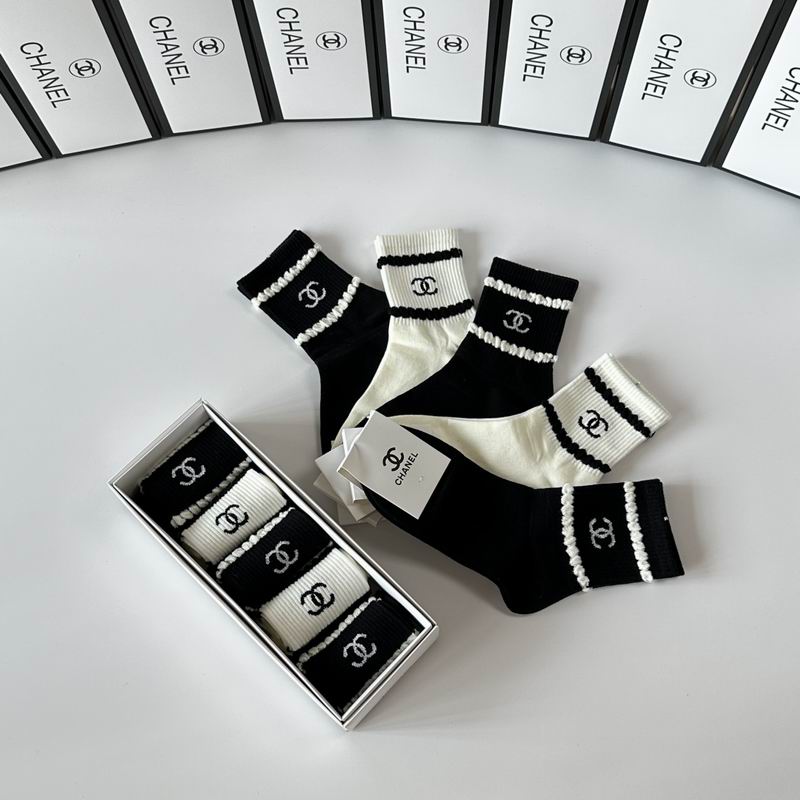 Chanel Socks QY (57)