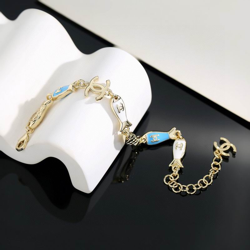 Chanel Suits 10yxx05 (13)