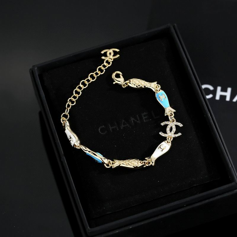 Chanel Suits 10yxx05 (14)