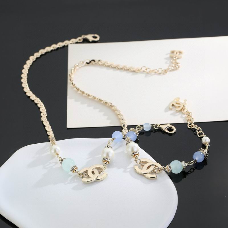 Chanel Suits 10yxx05 (2)