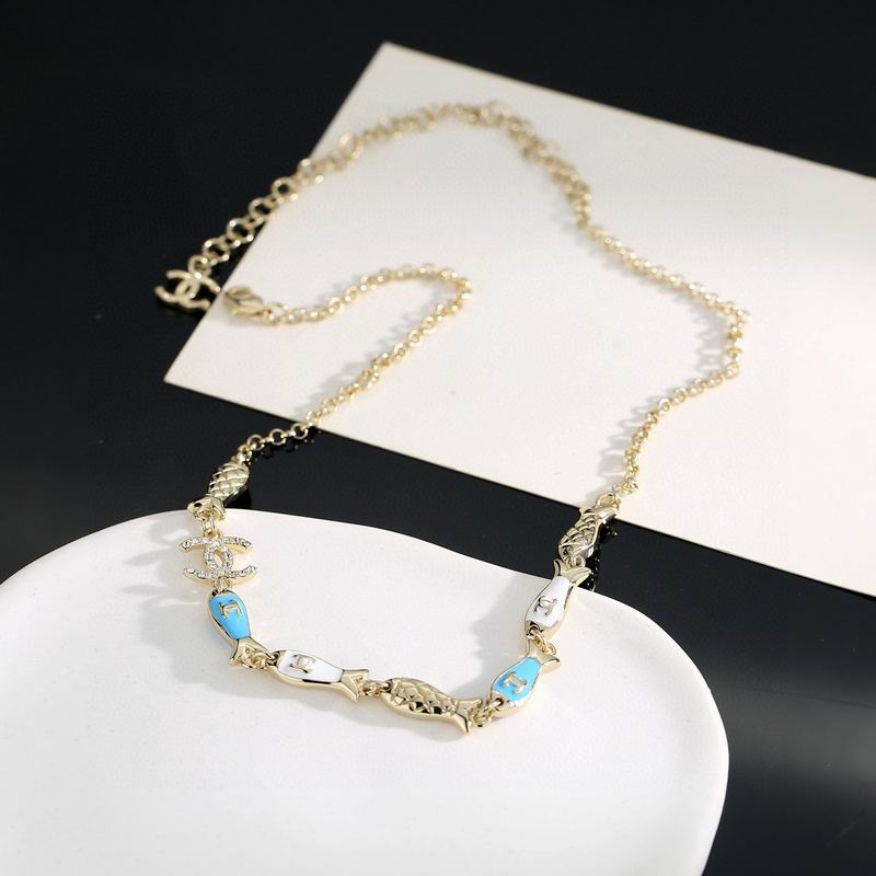 Chanel Suits 10yxx05 (5)