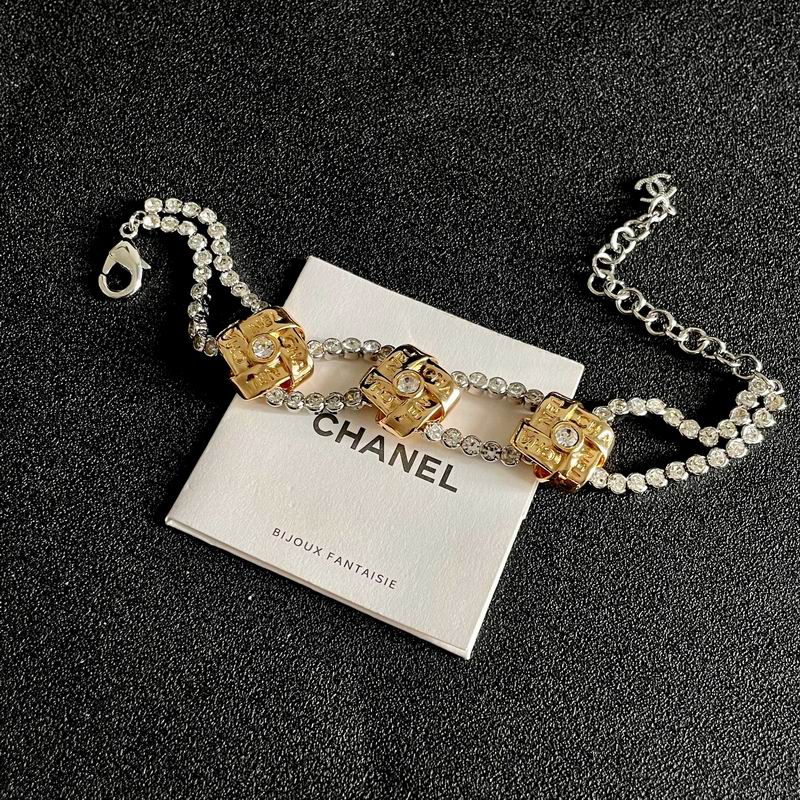 Chanel Suits 10yxx07 (5)