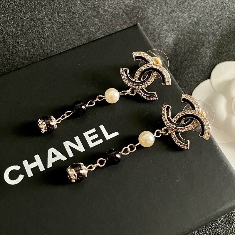 Chanel Suits 10yxx08 (16)