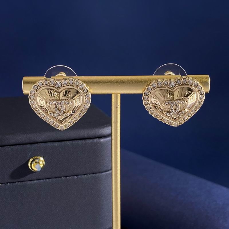 Chanel Suits 10yxx15 (11)