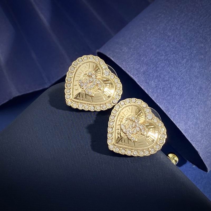 Chanel Suits 10yxx15 (12)