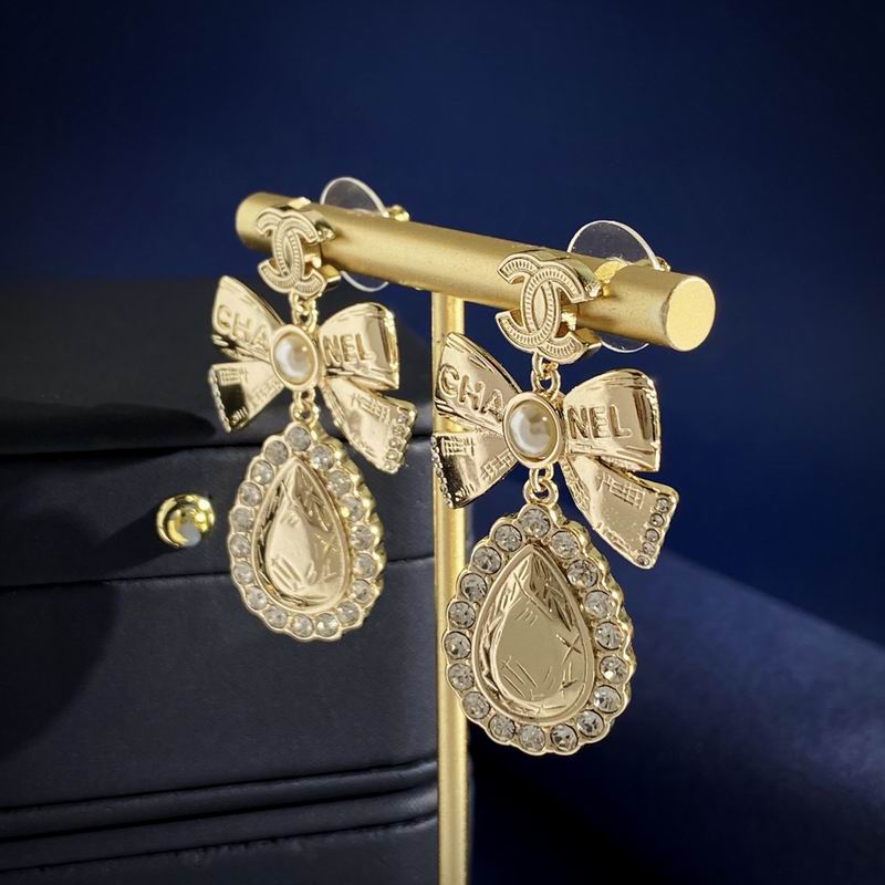 Chanel Suits 10yxx15 (6)