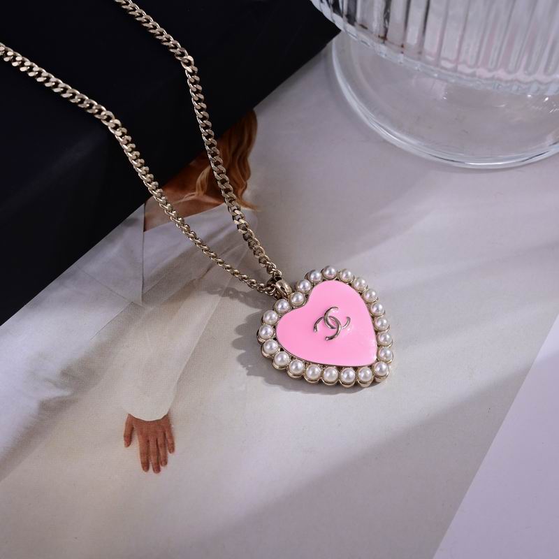 Chanel Suits 11yxx17 (2)