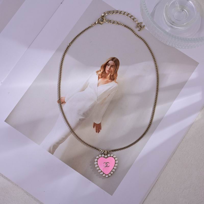 Chanel Suits 11yxx17 (4)