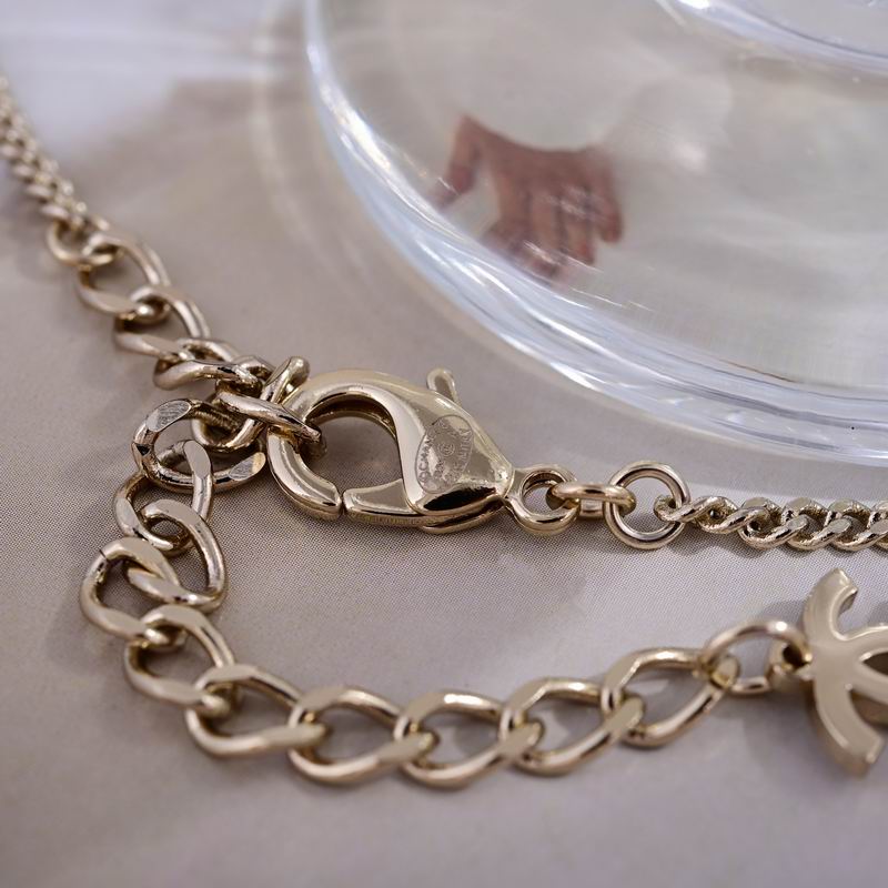 Chanel Suits 11yxx17 (9)