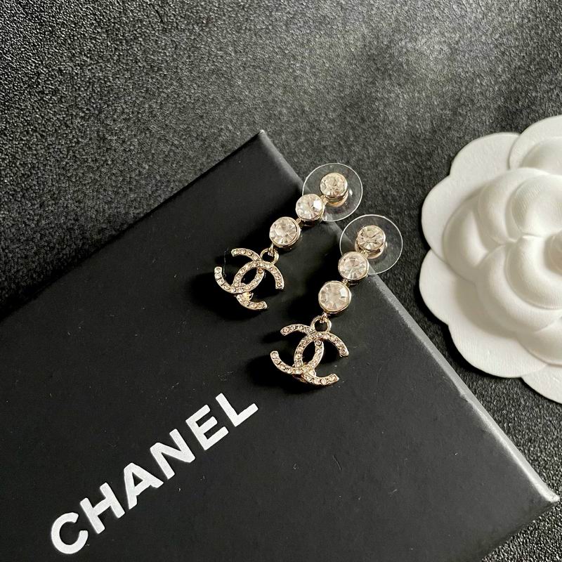 Chanel Suits 11yxx18 (15)